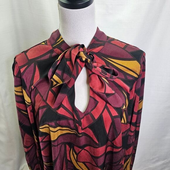 City Chic Vivian High Neck Floral Blouse Size XS/14 - Picture 6 of 12